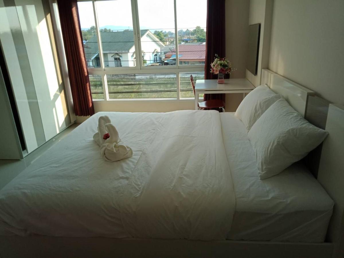 เคทู เกสเฮาส์ Hotel Chonburi Ngoại thất bức ảnh