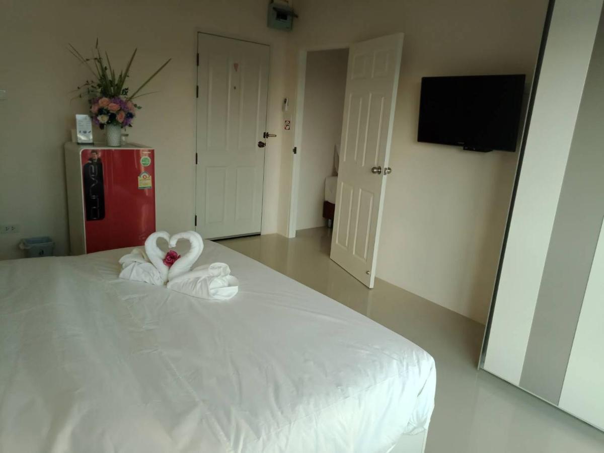เคทู เกสเฮาส์ Hotel Chonburi Ngoại thất bức ảnh