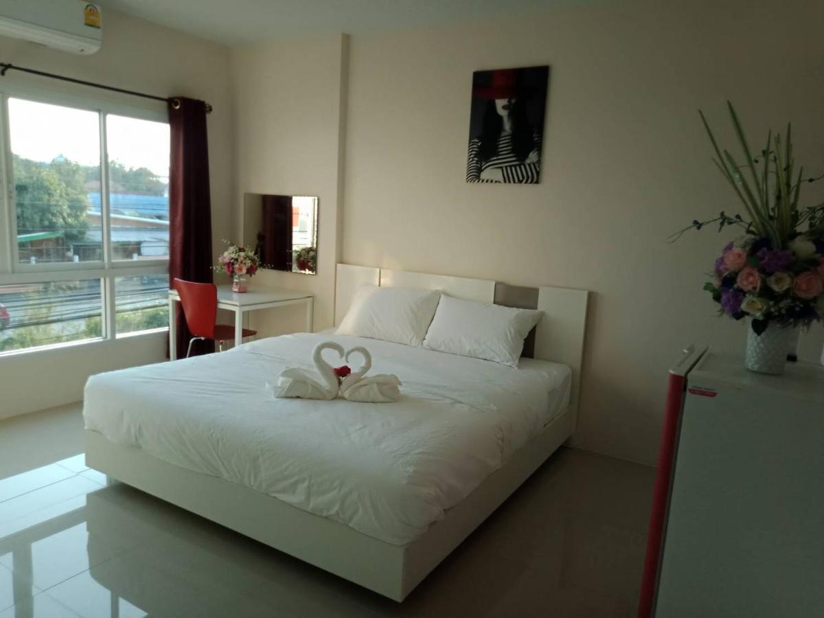 เคทู เกสเฮาส์ Hotel Chonburi Ngoại thất bức ảnh